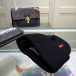 Prada knitted hat - Image 5
