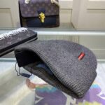 Prada knitted hat - Image 9