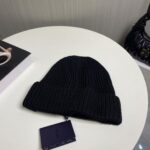 Prada new knitted hat - Image 4
