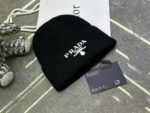 Prada knitted hat - Image 4
