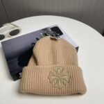 Chrome Hearts Autumn and Winter New Cross Knitted Hat - Image 4