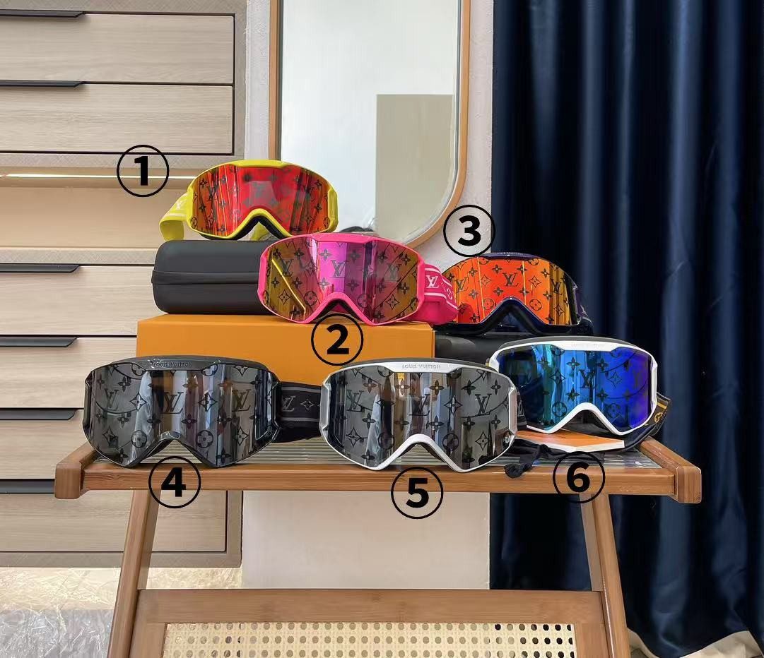 20250110062338173650461809714.jpg Louis Vuitton's new ski goggles - Image 1