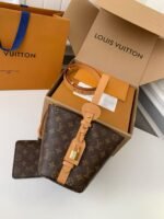 New ALL monogram handbag M12925 Size: 8*12*16cm - Image 3