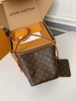 New ALL monogram handbag M12925 Size: 8*12*16cm - Image 2