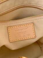 New RIVAGE white tri-color handbag M14680, 18*7*12cm - Image 10