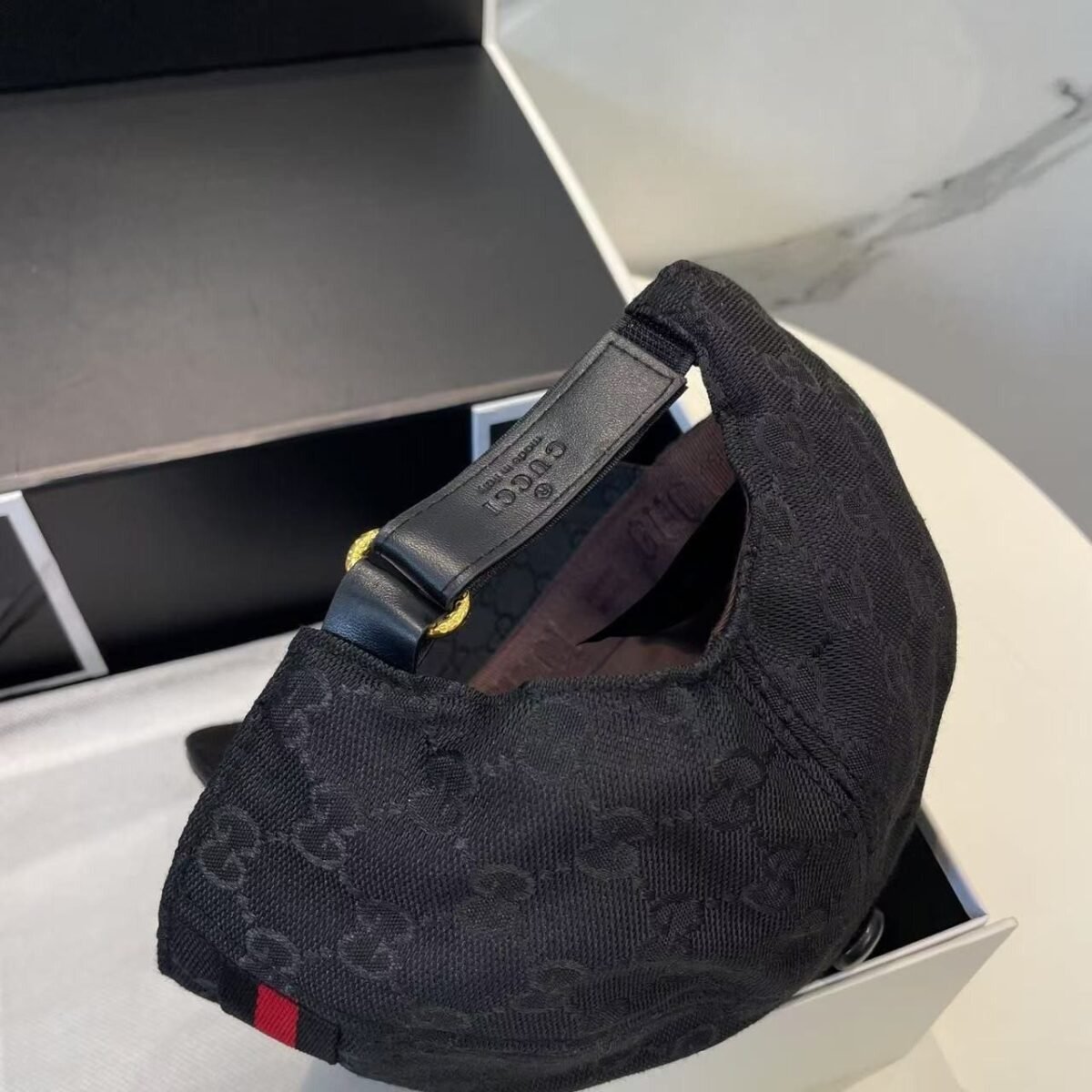 GUCCI baseball cap peaked cap hat - Image 6