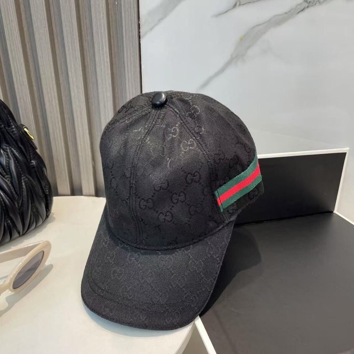 GUCCI baseball cap peaked cap hat - Image 3