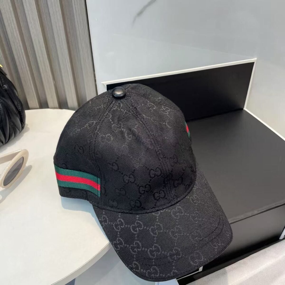 GUCCI baseball cap peaked cap hat - Image 5