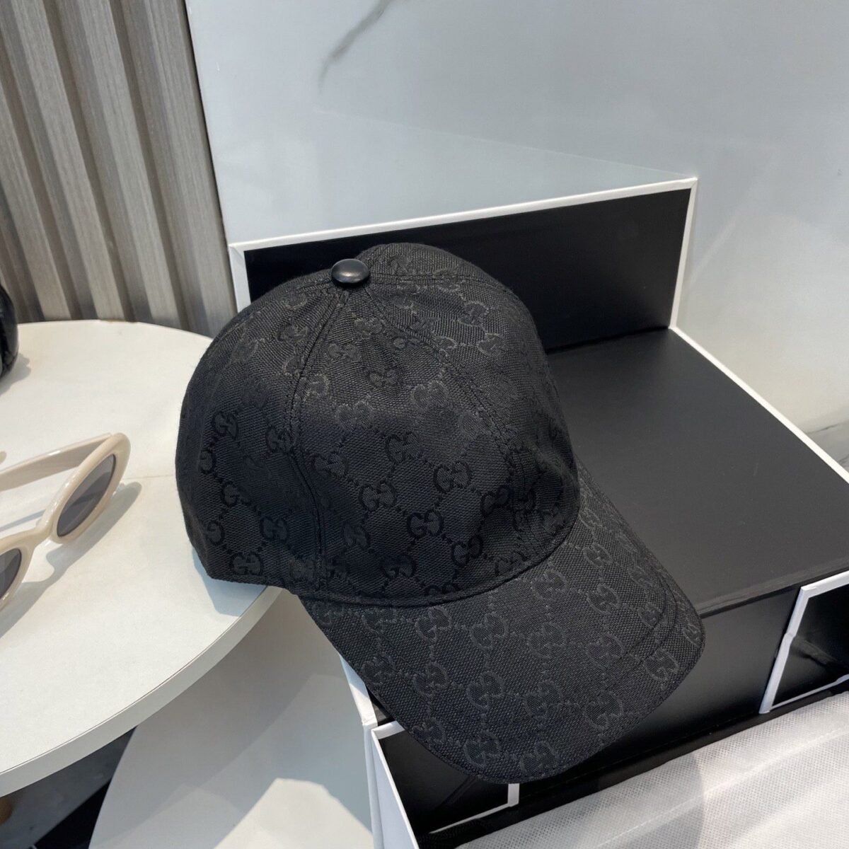 GUCCI baseball cap peaked cap hat - Image 5