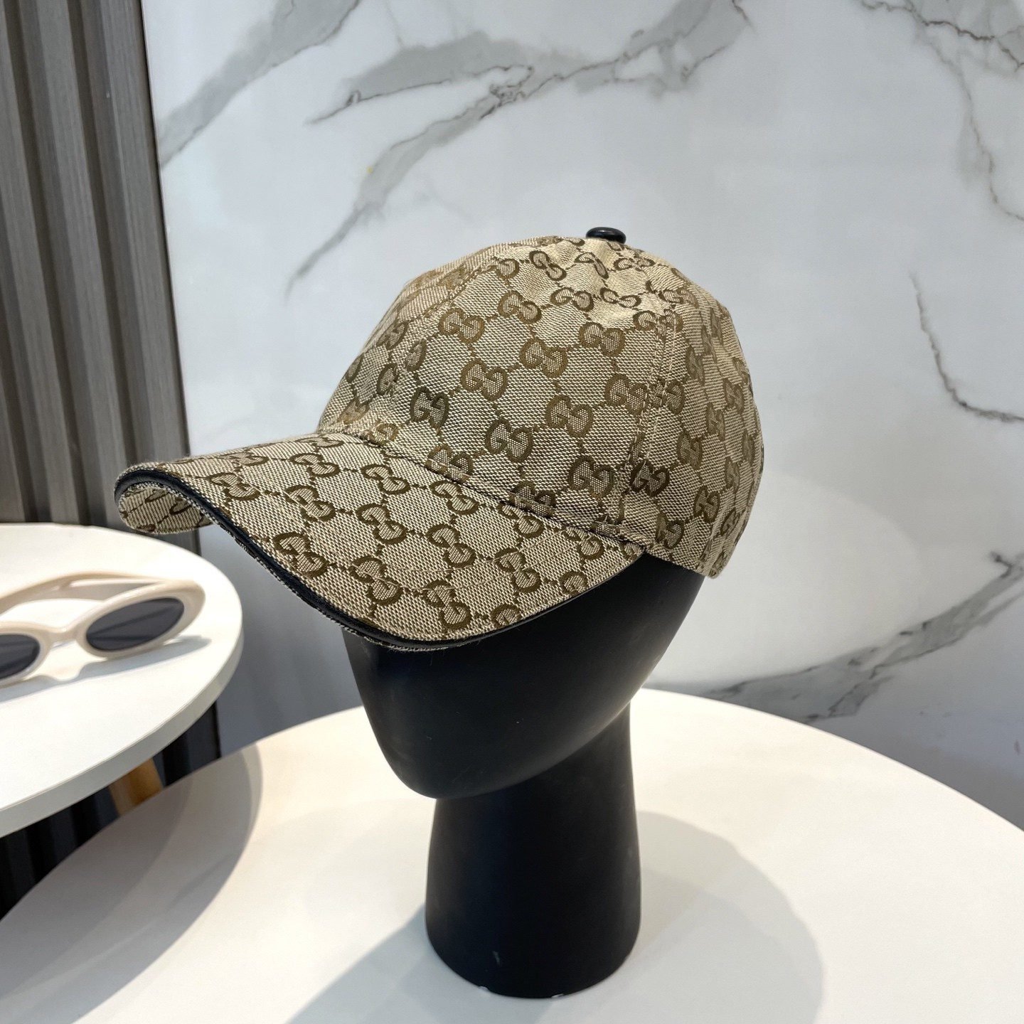 20250410060334174427941496011.jpg GUCCI baseball cap peaked cap hat - Image 1