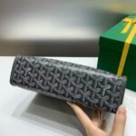 Goyard imported cowhide with canvas small toilet bag Size: 25*18*7cm - Image 4