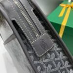 Goyard imported cowhide with canvas small toilet bag Size: 25*18*7cm - Image 6