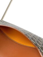 Goyard imported cowhide with canvas one-shoulder crossbody bag Size: 21*16*4cm - Image 7