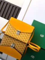 Goyard imported cowhide with canvas one-shoulder crossbody bag Size: 21*16*4cm