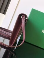 Goyard imported cowhide with canvas one-shoulder crossbody bag Size: 21*16*4cm - Image 3