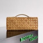 BOTTECA VENETA uses exquisite craftsmanship intreccio woven imported sheepskin evening clutch bag Si - Image 2