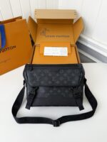 LV VOYAGER Small Black Floral Postman Bag M1251 Size: 2.5*11*33