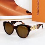LV Sunglasses - Image 7