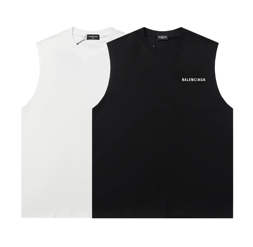 WechatIMG1362 Balenciaga vest Black/White - Image 1