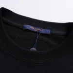 Louis Vuitton lv logo printed lettering T-shirt Black - Image 4