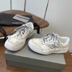 Balenciaga Hamptons Worn-Out White - Image 5