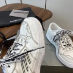 Balenciaga Hamptons Worn-Out White - Image 7