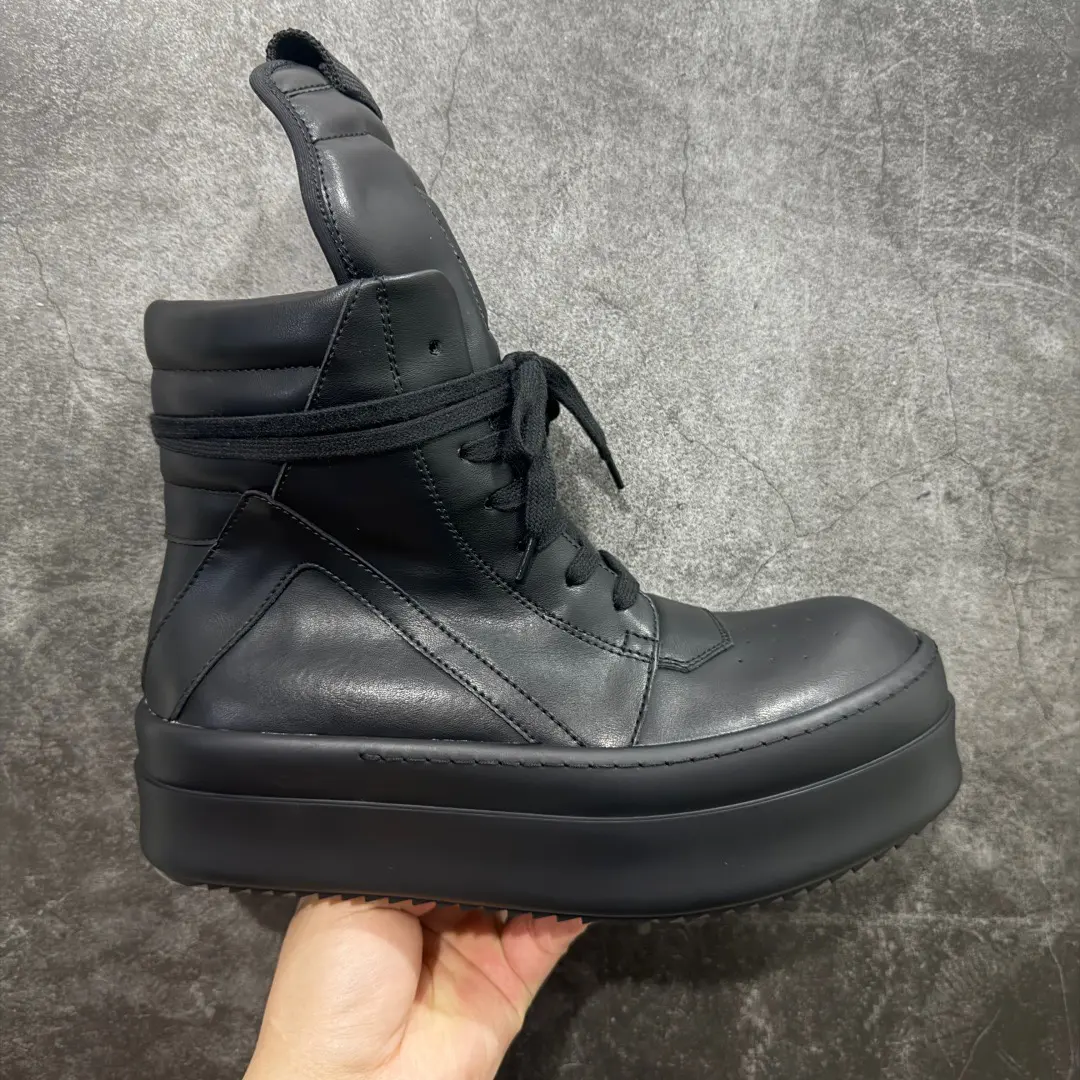 F828C726-DA55-4E4C-942C-A7EEF632250C Rick Owens Mega Bumper Geobasket All Black - Image 1