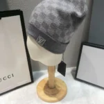 Louis Vuitton knitted hat - Image 10