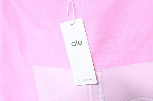 ALO 26SS Embroidered Logo Short-Sleeve T-Shirt Pink - Image 9