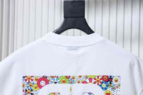 Balenciaga 25ss Sunflower Textured Seam-Sealed Short-Sleeve T-Shirt - Image 4