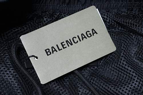 Balenciaga BLCG 26SS 3M Black and Red Embroidered Hooded Sweatpants - Image 7