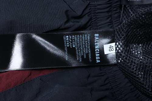 Balenciaga BLCG 26SS 3M Black and Red Embroidered Hooded Sweatpants - Image 6