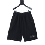Burberry 25ss Cursive Letter Flocked Logo Shorts
