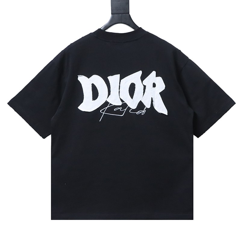 dior_large_logo_patch_and_embroidered_lettering_on_the_back_t_shirt_1E3794970661A.jpg Dior Large Logo Patch And Embroidered Lettering On The Back T-Shirt - Image 1