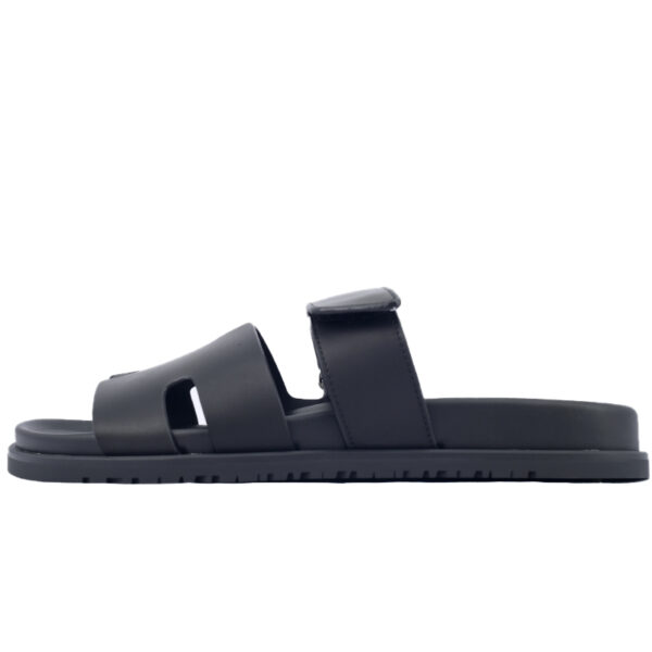 Hermes Chypre Sandal Black